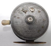 Lot 612 - A Hardy the "Bute" 4" alloy centre pin casting...