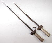 Lot 464 - A French model 1886 Lebel bayonet having a...