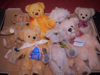 Lot 153 - A box of assorted collectable soft toys, to...