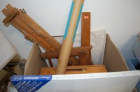 Lot 628 - A box of various artists equipment to include...
