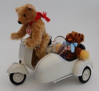Lot 1515 - A Steiff Scooter Set, No.672019, limited...