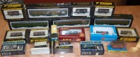 Lot 1618 - A tray of mixed boxed 00 gauge wagons and...