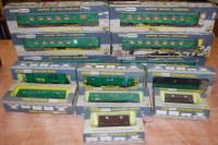 Lot 1623 - Thirteen boxed Wrenn Railways 00 gauge...