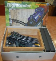 Lot 1670 - A collection of loose and part boxed Hornby...