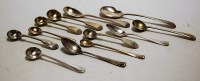 Lot 281 - A small collection of loose silver and silver...