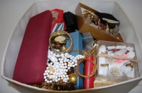 Lot 457 - A collection of assorted costume jewellery, to...