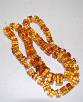 Lot 490 - A ladies faux amber necklace