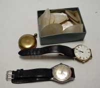 Lot 492 - A collection of 19th century mother of pearl...