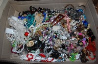 Lot 520 - A box of miscellaneous costume jewellery, to...