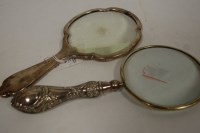 Lot 451 - A George V silver mounted magnifying glass, by...