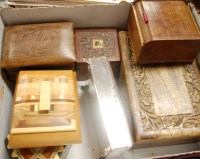Lot 567 - A collection of mixed cigarette table boxes to...
