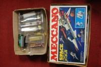 Lot 602 - A mixed lot of toys, to include; Meccano,...