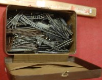 Lot 629 - A quantity of mixed loose Triang 00 gauge track