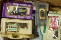 Lot 518 - A small quantity of mixed modern issue diecast,...