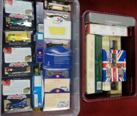 Lot 121 - A large collection of assorted boxed modern...