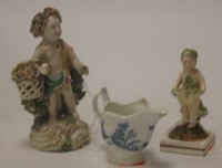 Lot 138 - A small 18th century Worcester blue & white...