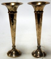 Lot 202 - A pair of modern silver trumpet shaped spill...