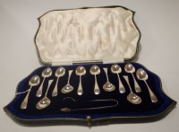Lot 220 - A cased set of twelve George V silver...