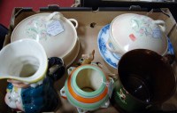 Lot 42 - A box of miscellaneous items to include a pair...