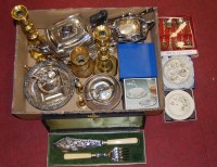 Lot 217 - A box of miscellaneous metalware to include;...
