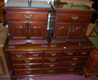 Lot 1252 - A contemporary American mahogany sideboard...