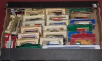 Lot 132 - A collection of assorted boxed modern issue...