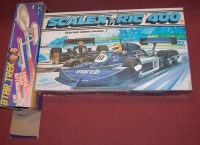 Lot 154 - Boxed Scalextric 400 electric model racing set