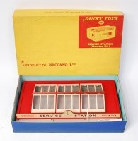 Lot 1996 - Dinky Toys, 785, Service Station (Moulded Kit),...