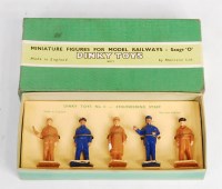 Lot 2080 - Dinky Toys 1952-6 No. 4 Engineering Staff set...