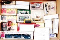Lot 2553 - 2 boxes of mixed modern issue diecast to...