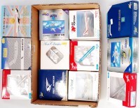Lot 2562 - 18 various 1/400th and 1/500th scale diecast...
