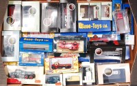 Lot 2564 - 35 mixed scale modern issue diecast, mainly...