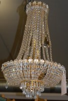 Lot 1282 - A contemporary cut crystal glass and gilt...