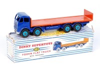 Lot 1960 - Dinky Toys, 903 Foden flat truck with...