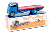 Lot 1973 - Dinky Toys, 512 Guy flat truck, 1st type cab...