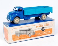 Lot 1977 - Dinky Toys, 532, Comet Wagon with hinged...