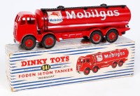 Lot 1912 - Dinky Toys, 941 Foden 14-ton 'Mobilgas' tanker,...