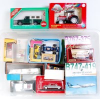 Lot 2679 - Collection of mixed modern issue diecasts, to...