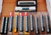 Lot 910 - Tray containing N gauge Farish class 47 BR...