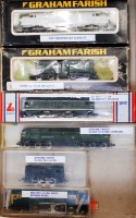 Lot 913 - 6 N gauge mixed make diesel locomotives...