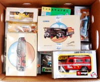 Lot 2688 - 2 boxes of mixed modern issue diecasts, 26...