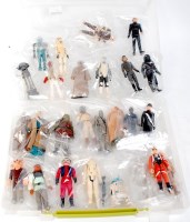 Lot 3189 - 26 assorted loose Star Wars Kenner Action...