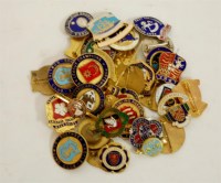 Lot 329 - A small collection of assorted gilt metal and...