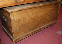 Lot 1264 - A Victorian "scrumble-finish" pine hinge-top...
