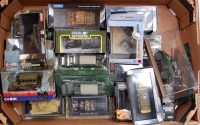 Lot 2724 - 35 assorted Military related diecast vehicles,...