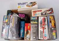 Lot 1548 - 10 boxed as issued mixed scale plastic car...