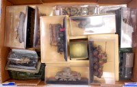 Lot 2723 - Eaglemoss, Amer Com and Hongwell Toys Limited...