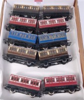 Lot 923 - 10 various Hornby 4 wheel coaches (G-NM)