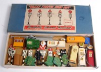Lot 1233 - Box for GILCO traffic sign containing 10 signs...