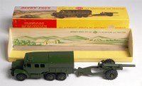 Lot 1904 - Dinky, 695 gift set, 7.2 Howitzer and tractor...